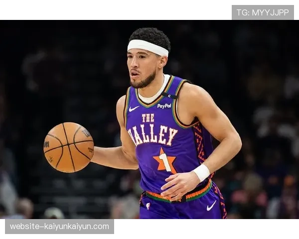 太阳宣布德文-布克将在明日对阵开拓者的比赛中轮休